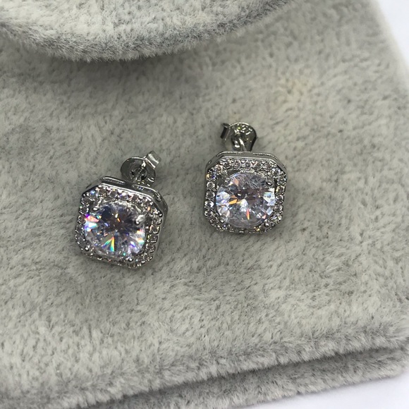 π Sterling Silver Diamond Stud Earrings - Picture 3 of 4